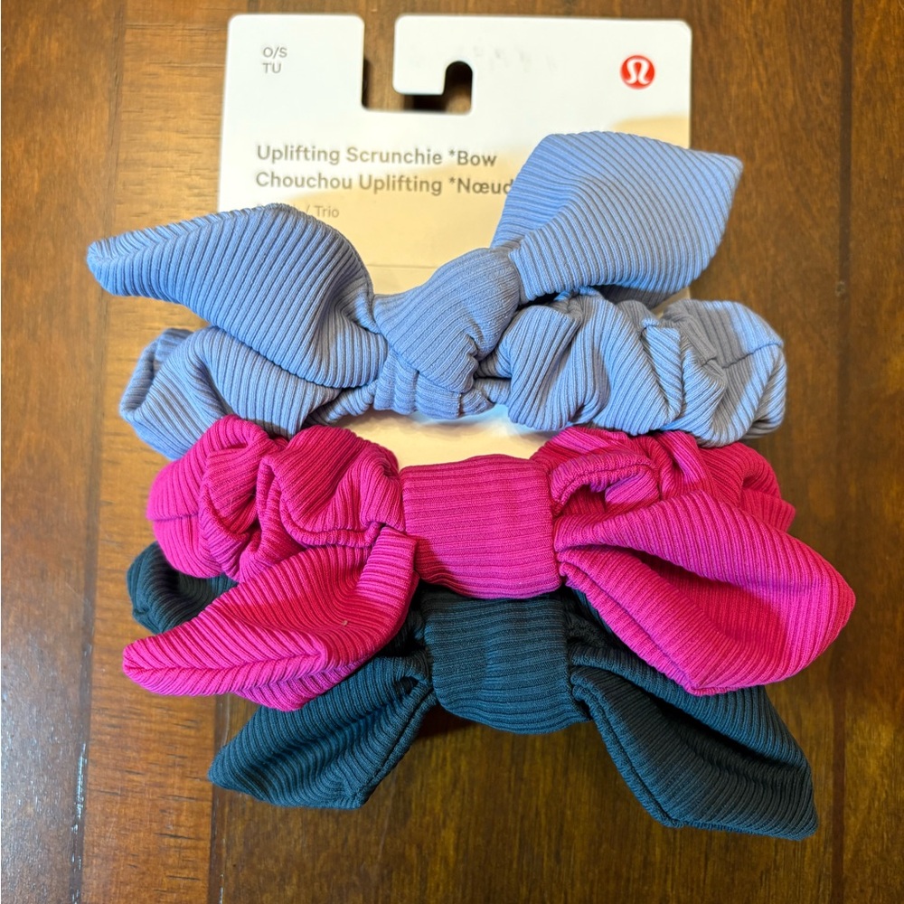 lululemon athletica Uplifting Bow Scrunchie Trio - Blue/Raspberry/Teal